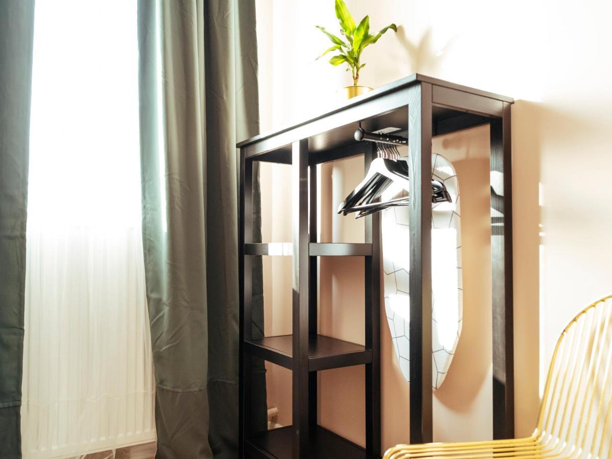 Beautiful Apartment - Top Location - Amazing Balcony Букурещ Екстериор снимка