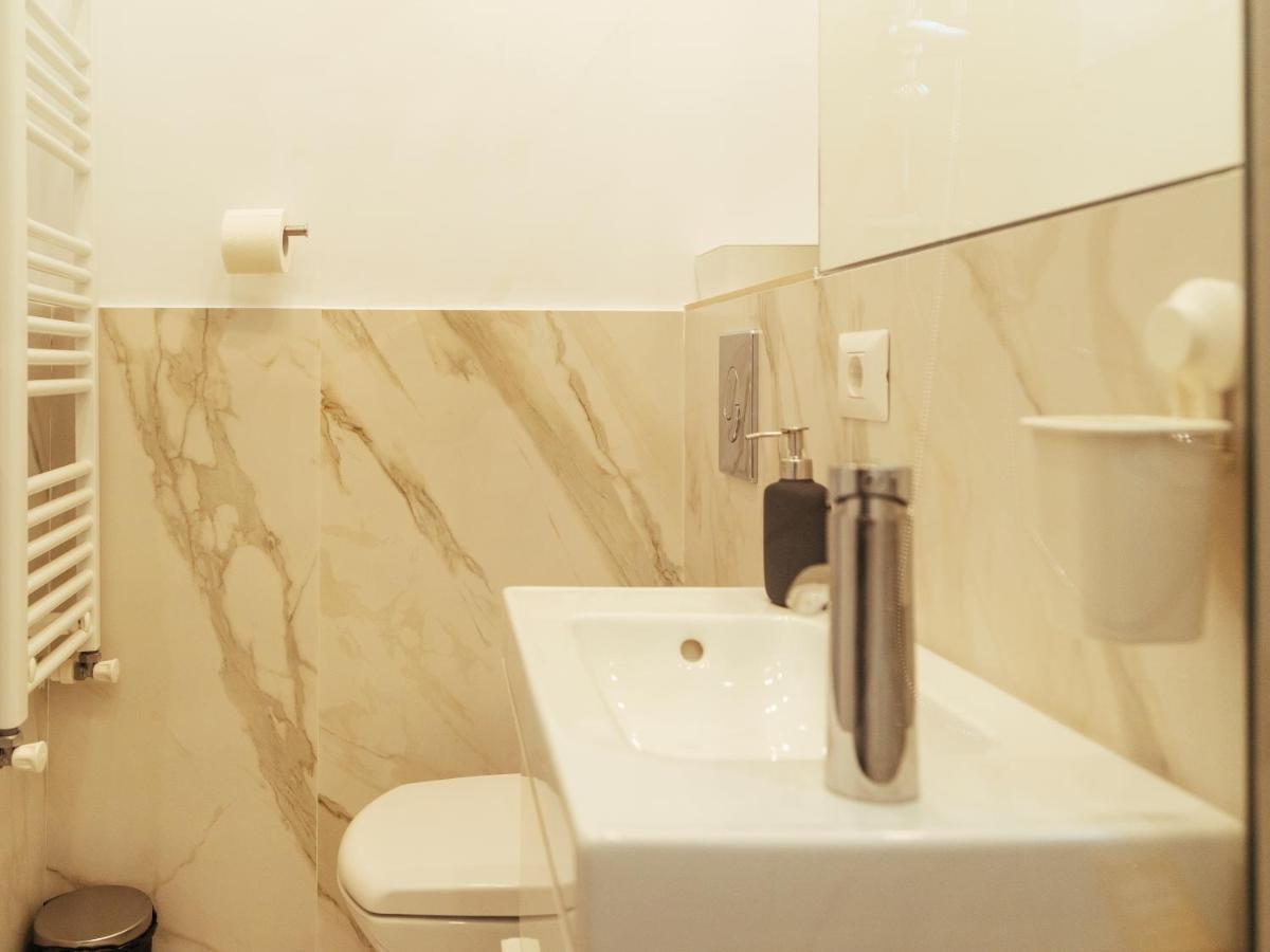 Beautiful Apartment - Top Location - Amazing Balcony Букурещ Екстериор снимка